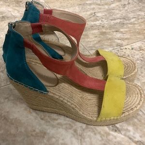 Kenneth Cole Wedge.